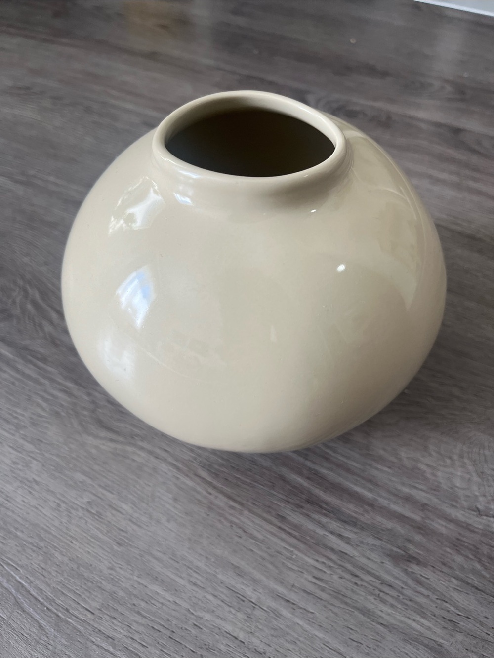 Cream Round Ceramic Vase